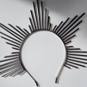 Sun Goddess Halo Crown Sunburst Spiked Headpiece for Women Renaissance